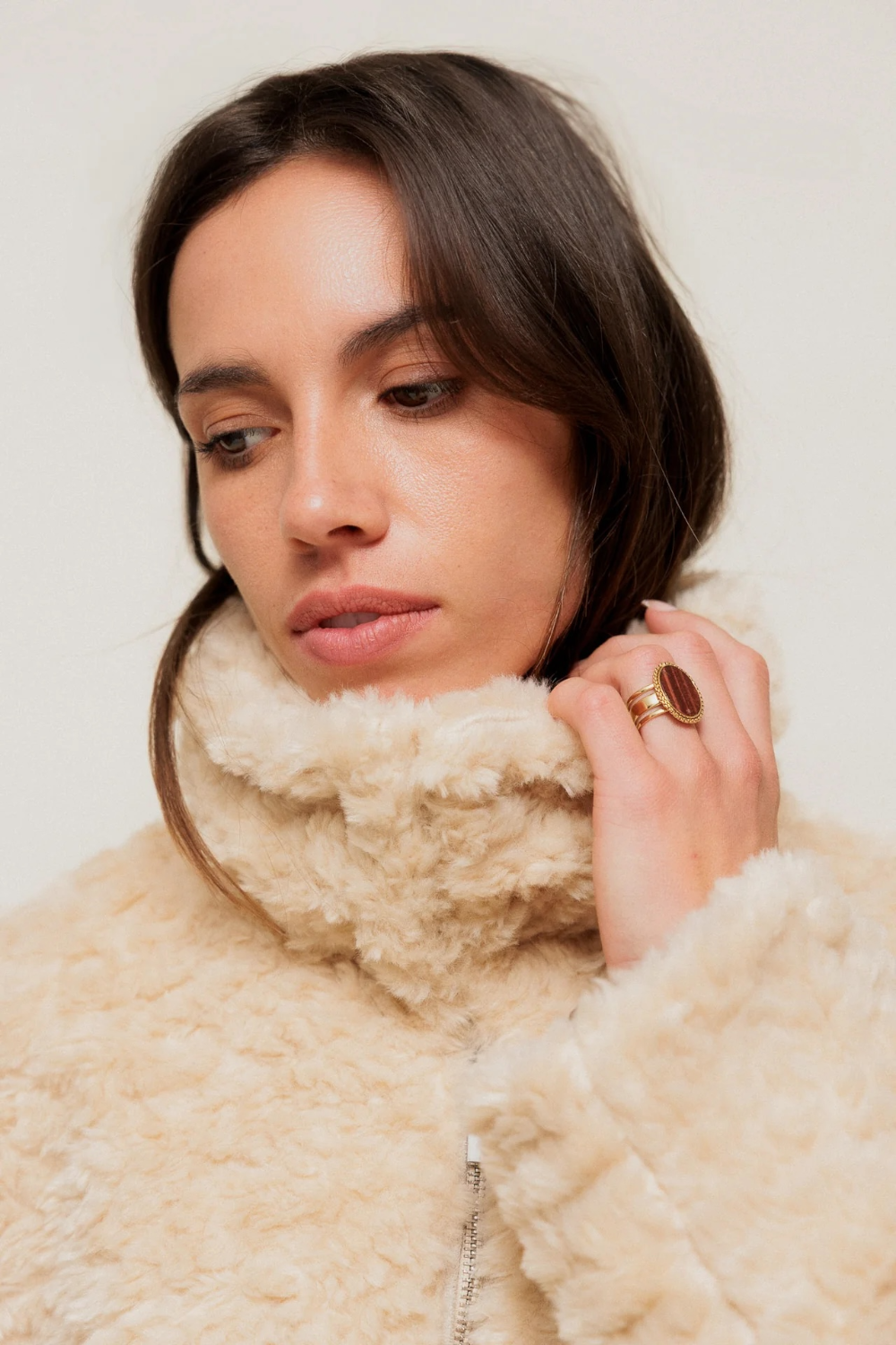 FÉLISSE - Manteau Court en Maille Bouclette